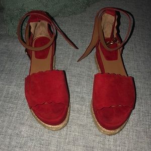 Chloe size 6 short wedge red shoes